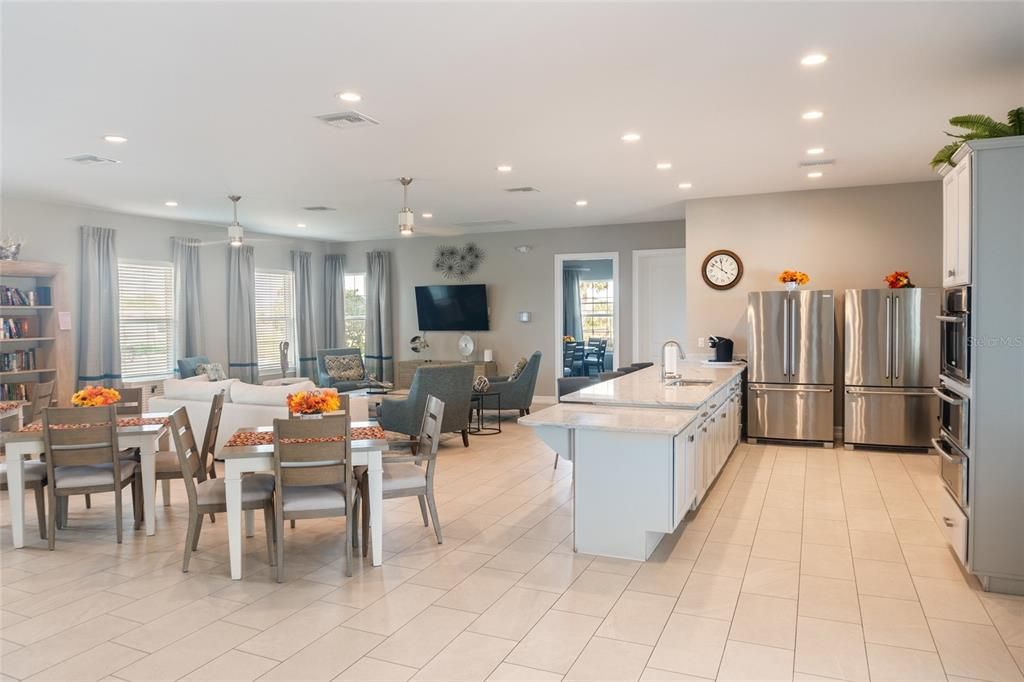 For Sale: $285,000 (3 beds, 2 baths, 1744 Square Feet)