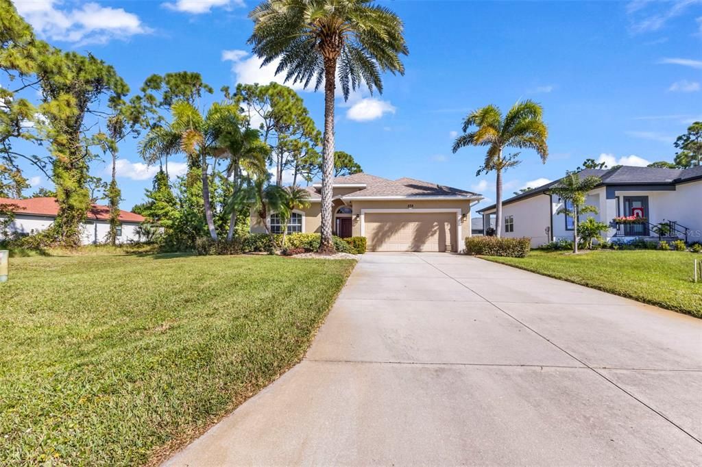 For Sale: $295,000 (3 beds, 2 baths, 1896 Square Feet)