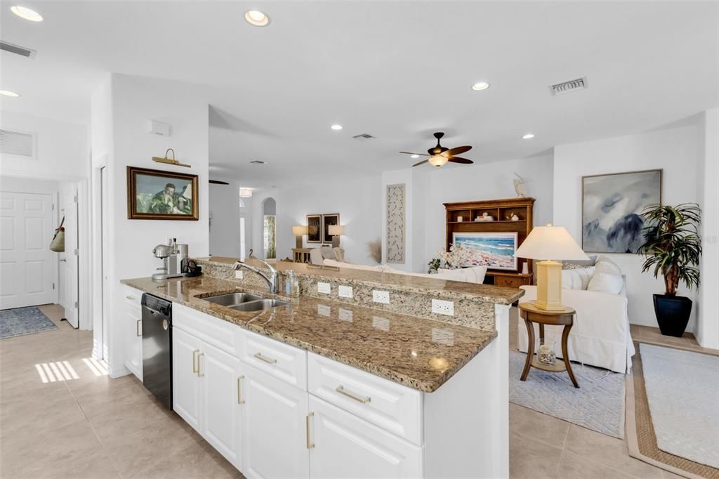 For Sale: $295,000 (3 beds, 2 baths, 1896 Square Feet)