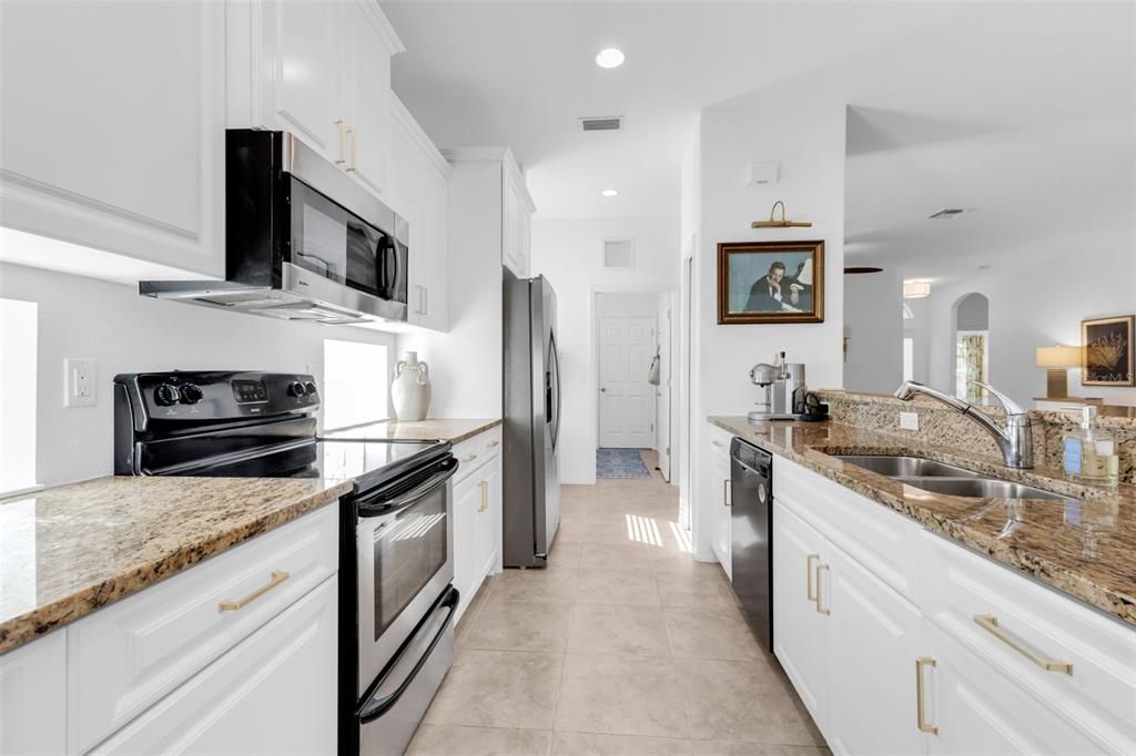 For Sale: $295,000 (3 beds, 2 baths, 1896 Square Feet)