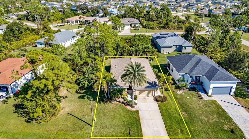 For Sale: $295,000 (3 beds, 2 baths, 1896 Square Feet)