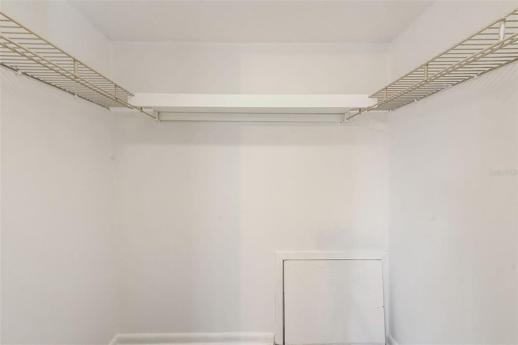 На продажу: $304,900 (2 спален, 2 ванн, 1215 Квадратных фут)