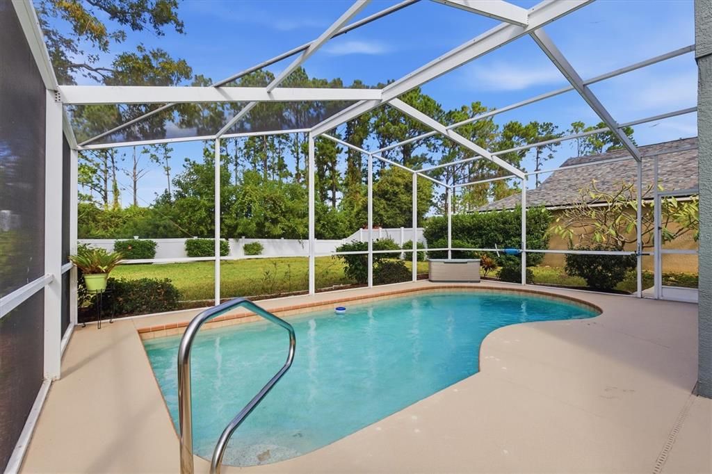 For Sale: $430,000 (4 beds, 2 baths, 1758 Square Feet)