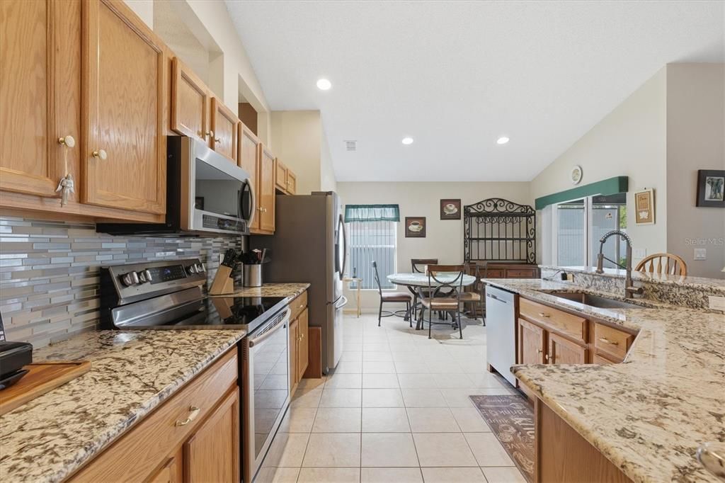 For Sale: $430,000 (4 beds, 2 baths, 1758 Square Feet)