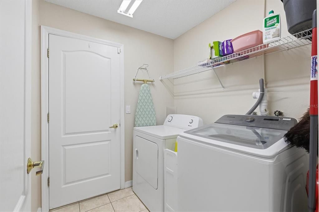 For Sale: $430,000 (4 beds, 2 baths, 1758 Square Feet)