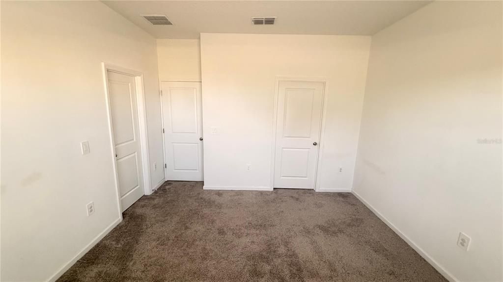 For Rent: $2,550 (4 beds, 2 baths, 2000 Square Feet)