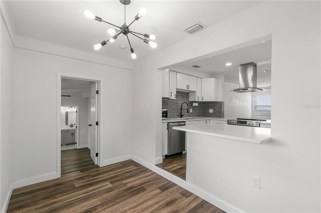 For Rent: $2,790 (3 beds, 2 baths, 1084 Square Feet)