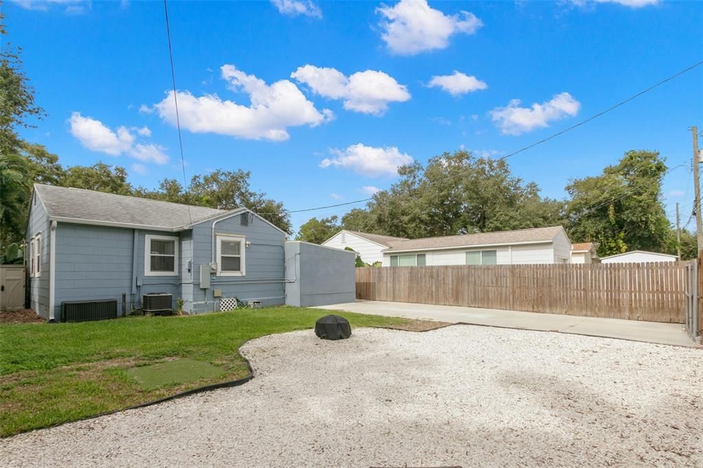 For Rent: $2,790 (3 beds, 2 baths, 1084 Square Feet)