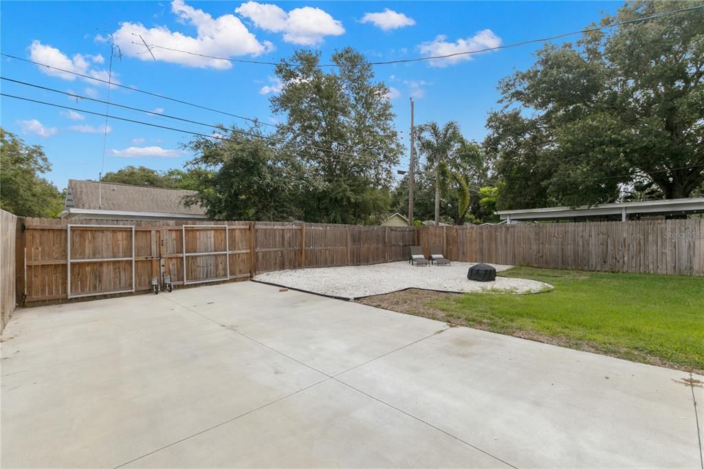 For Rent: $2,790 (3 beds, 2 baths, 1084 Square Feet)