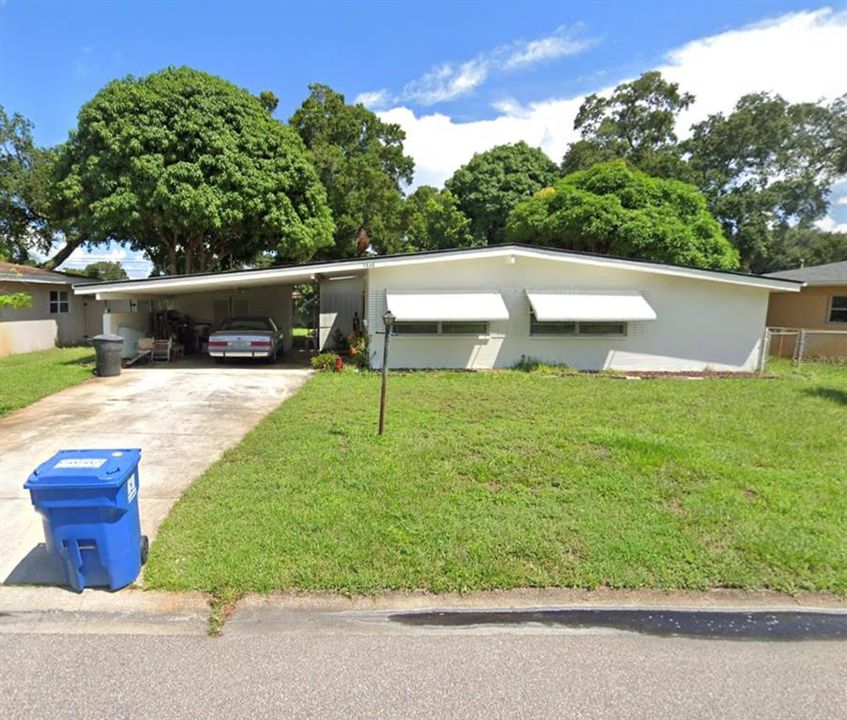 Recently Sold: $220,000 (3 beds, 2 baths, 1264 Square Feet)