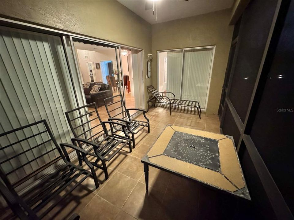 На продажу: $295,900 (3 спален, 2 ванн, 1457 Квадратных фут)