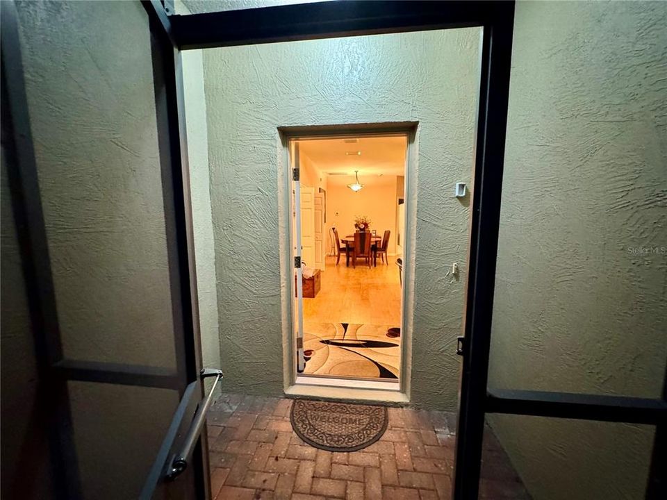 На продажу: $295,900 (3 спален, 2 ванн, 1457 Квадратных фут)