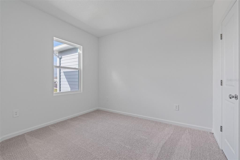 Под контрактом: $2,000 (3 спален, 2 ванн, 1787 Квадратных фут)