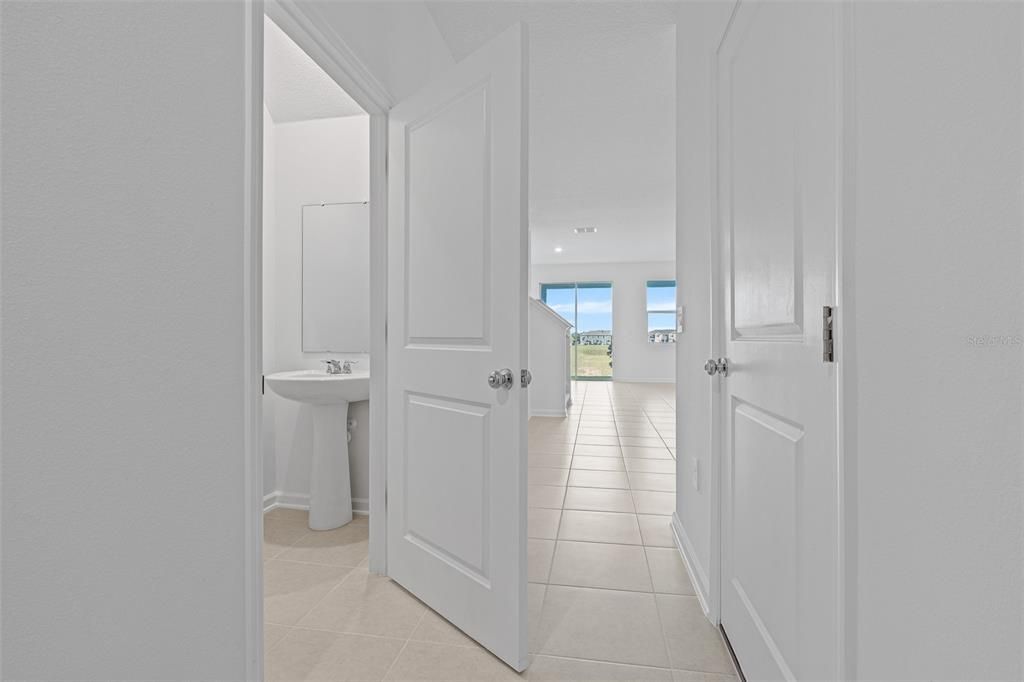 Под контрактом: $2,000 (3 спален, 2 ванн, 1787 Квадратных фут)