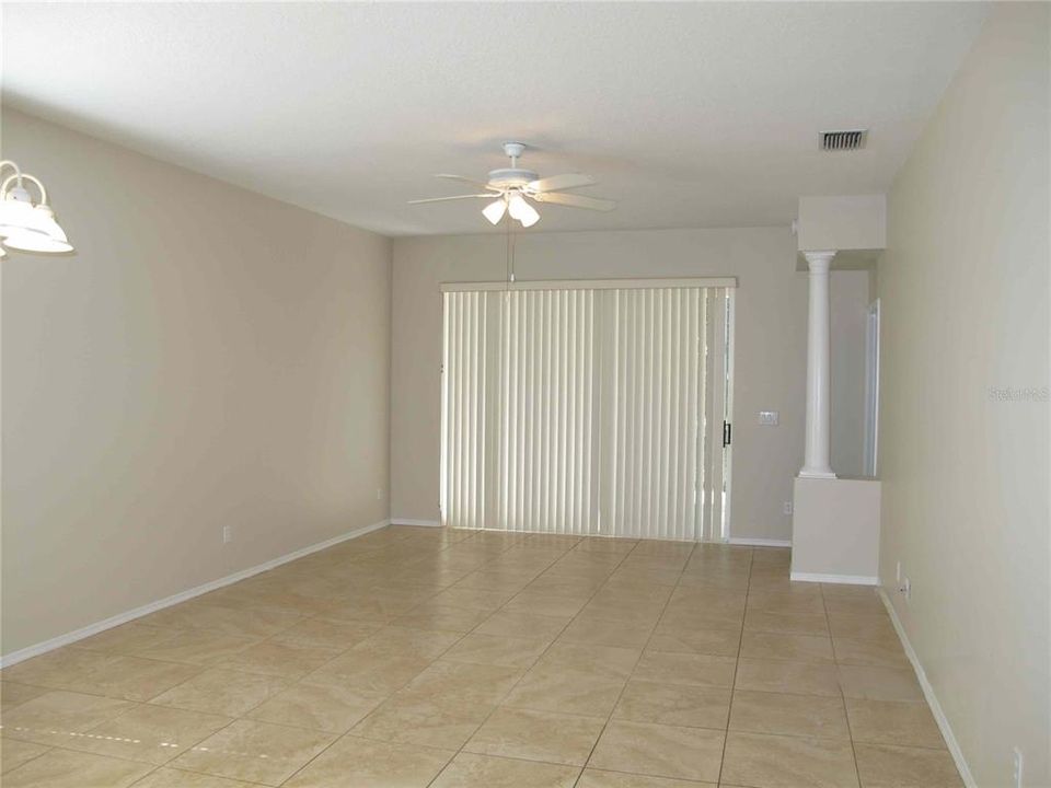 В аренду: $2,700 (4 спален, 2 ванн, 1978 Квадратных фут)