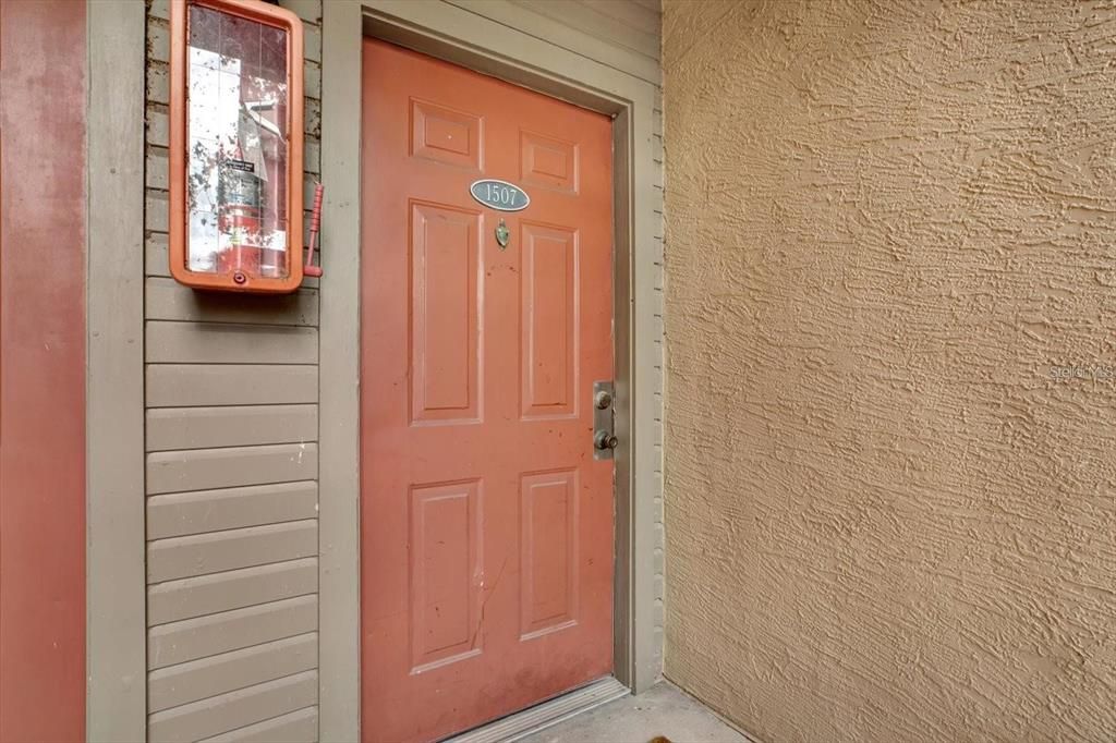 For Sale: $132,000 (1 beds, 1 baths, 742 Square Feet)