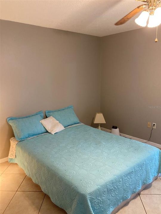 For Rent: $1,500 (2 beds, 1 baths, 1040 Square Feet)