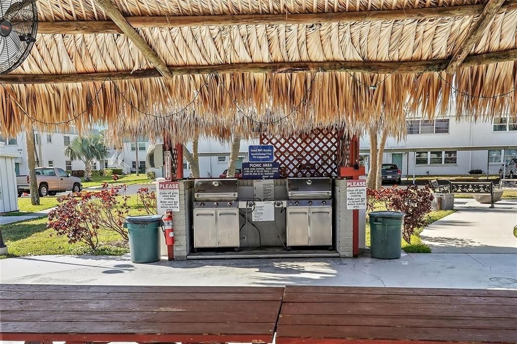 For Rent: $1,500 (2 beds, 1 baths, 1040 Square Feet)