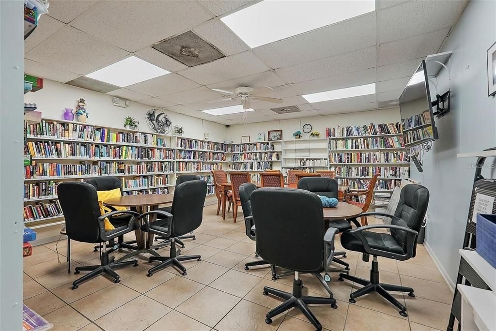 For Rent: $1,500 (2 beds, 1 baths, 1040 Square Feet)