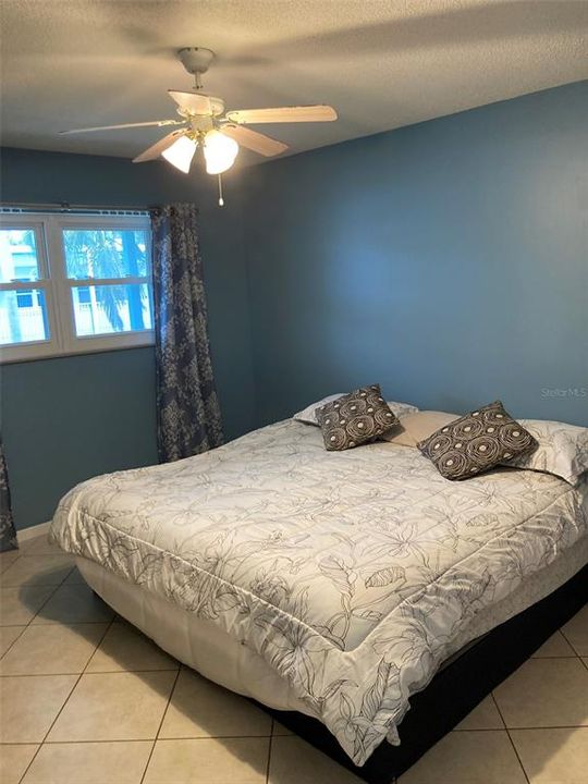 For Rent: $1,500 (2 beds, 1 baths, 1040 Square Feet)