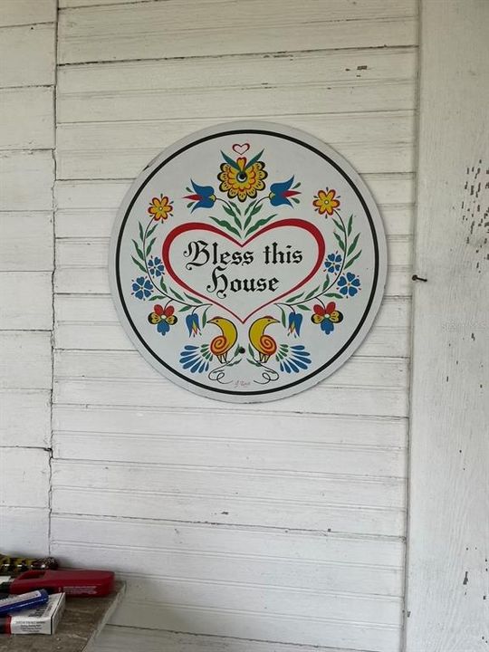 For Sale: $135,000 (4 beds, 1 baths, 2521 Square Feet)