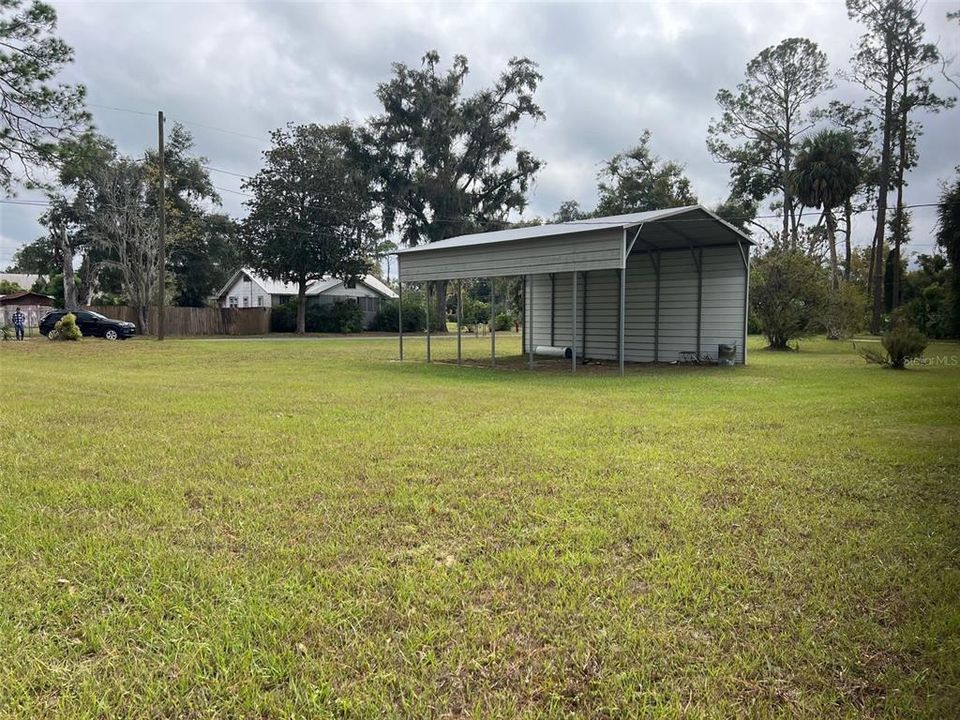 For Sale: $135,000 (4 beds, 1 baths, 2521 Square Feet)