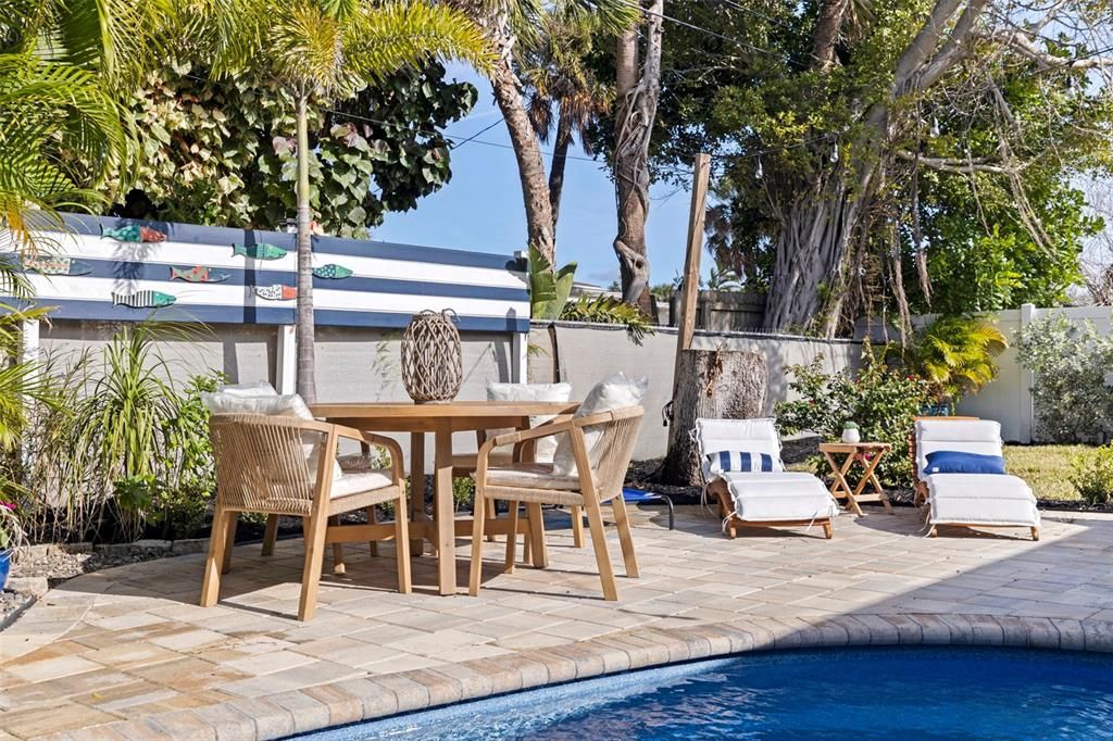 На продажу: $649,900 (2 спален, 2 ванн, 1229 Квадратных фут)