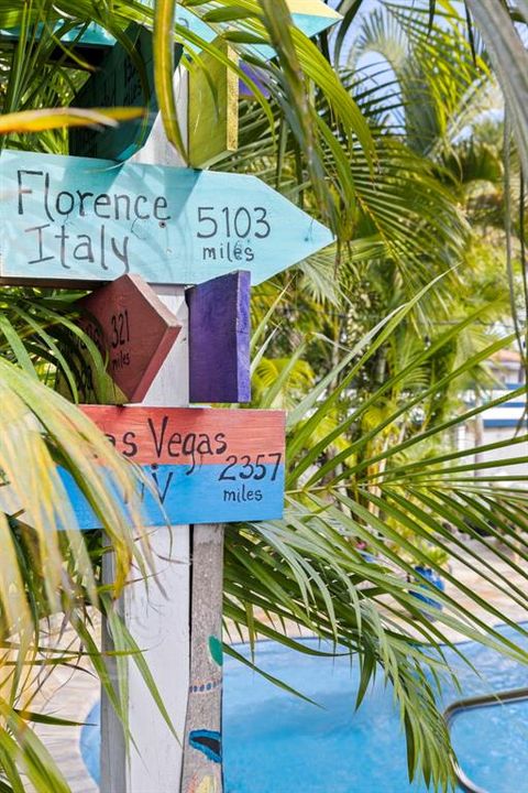 На продажу: $649,900 (2 спален, 2 ванн, 1229 Квадратных фут)