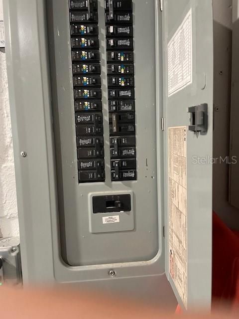 На продажу: $649,900 (2 спален, 2 ванн, 1229 Квадратных фут)