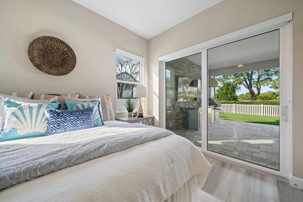 Activo con contrato: $1,390,000 (4 camas, 2 baños, 2607 Pies cuadrados)