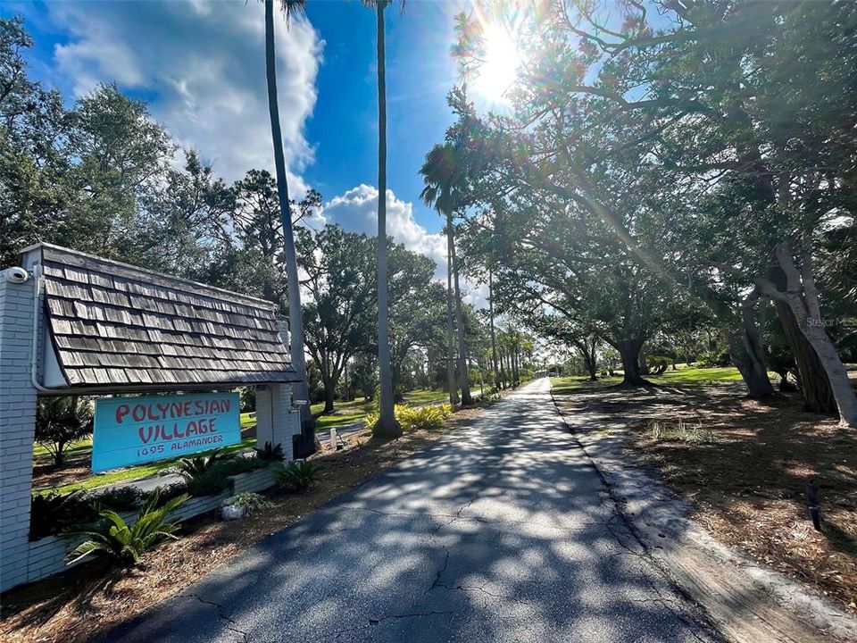 待售: $158,900 (2 贝兹, 2 浴室, 1055 平方英尺)