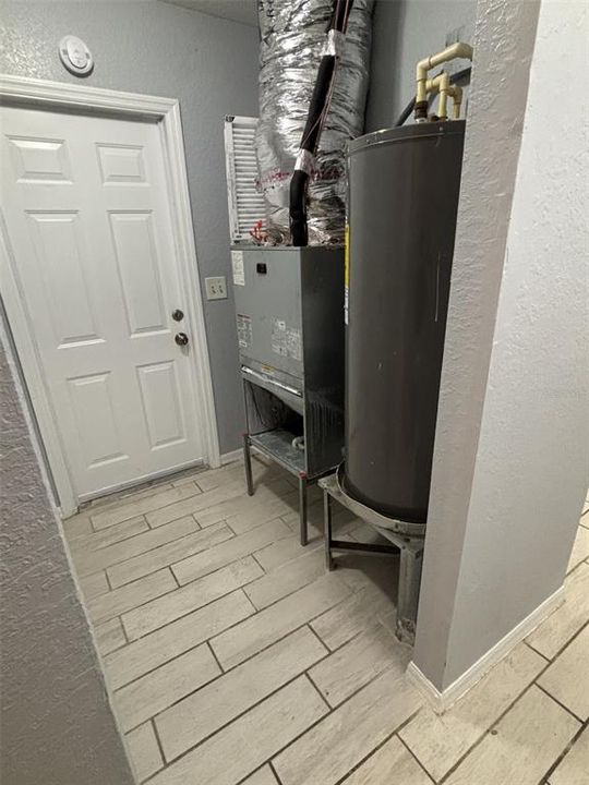 For Sale: $169,900 (3 beds, 2 baths, 1000 Square Feet)