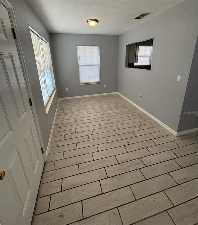 For Sale: $169,900 (3 beds, 2 baths, 1000 Square Feet)