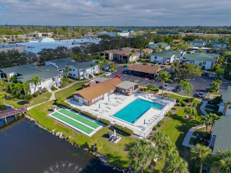 На продажу: $174,900 (2 спален, 2 ванн, 1447 Квадратных фут)