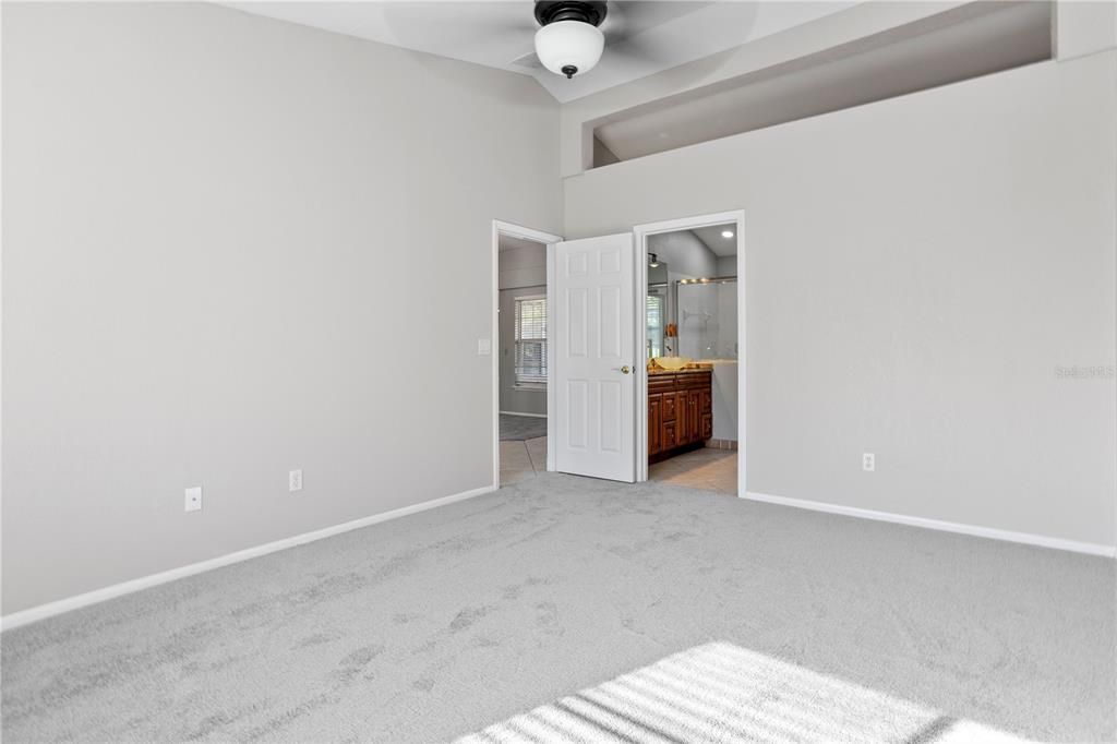 For Sale: $525,000 (4 beds, 2 baths, 1842 Square Feet)