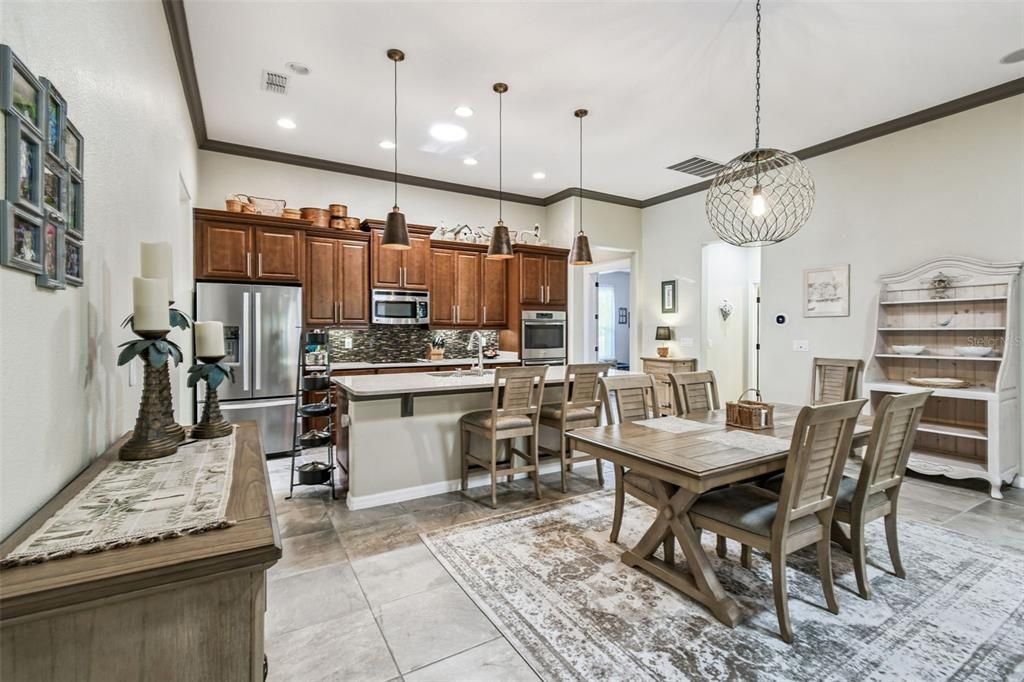 На продажу: $489,000 (2 спален, 2 ванн, 2184 Квадратных фут)