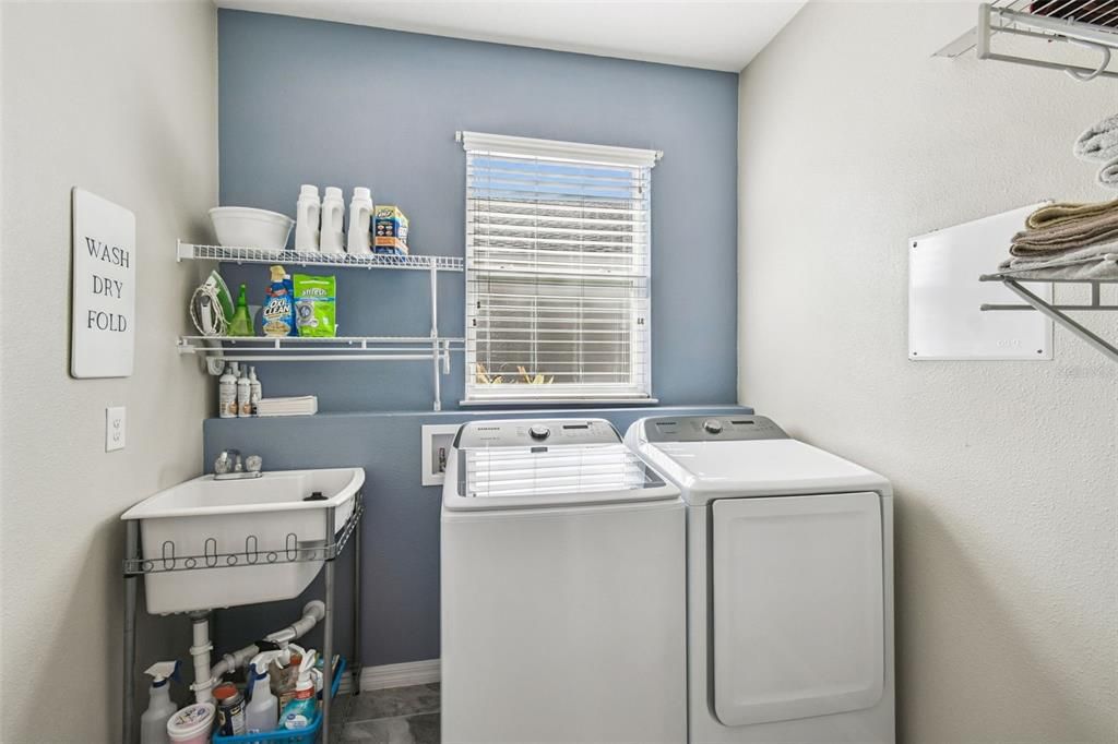 На продажу: $489,000 (2 спален, 2 ванн, 2184 Квадратных фут)