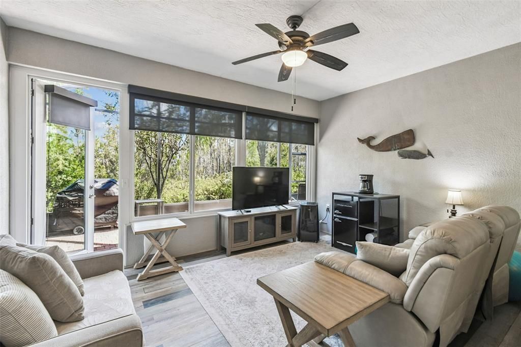 На продажу: $489,000 (2 спален, 2 ванн, 2184 Квадратных фут)