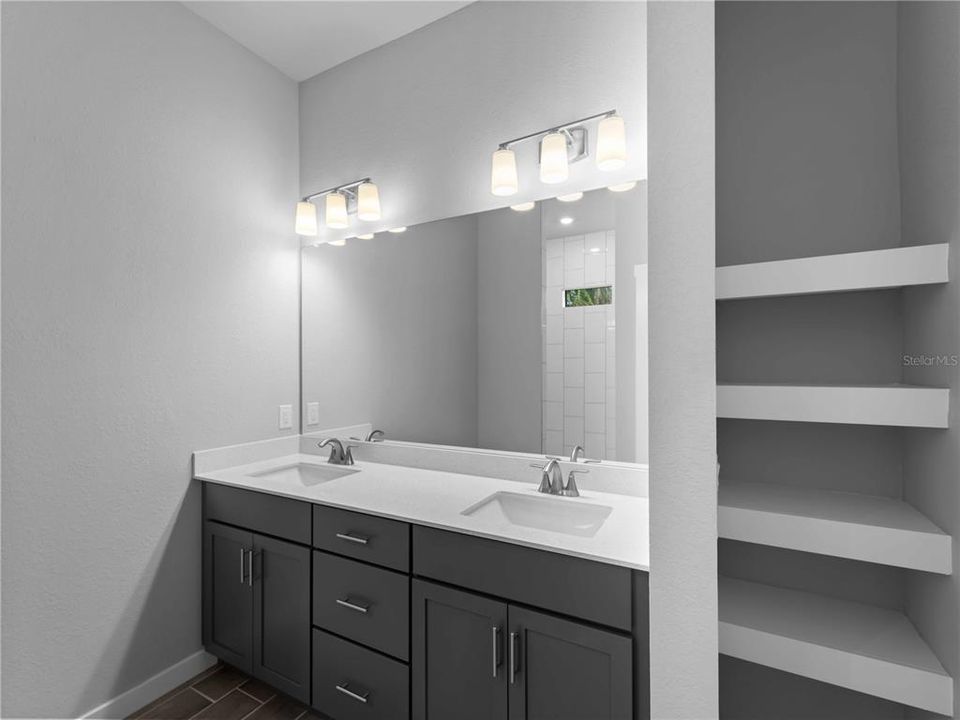 Active With Contract: $344,999 (4 beds, 2 baths, 1710 Square Feet)