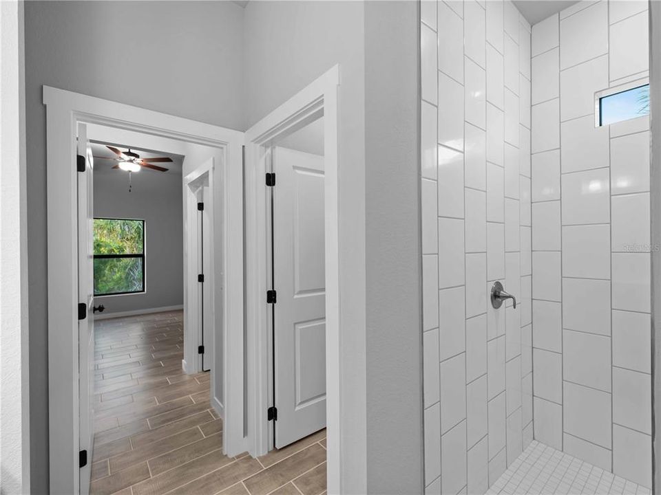 Active With Contract: $344,999 (4 beds, 2 baths, 1710 Square Feet)