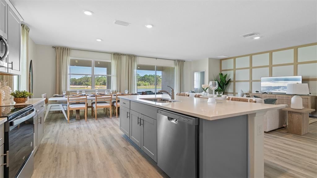 Active With Contract: $374,990 (4 beds, 2 baths, 2034 Square Feet)