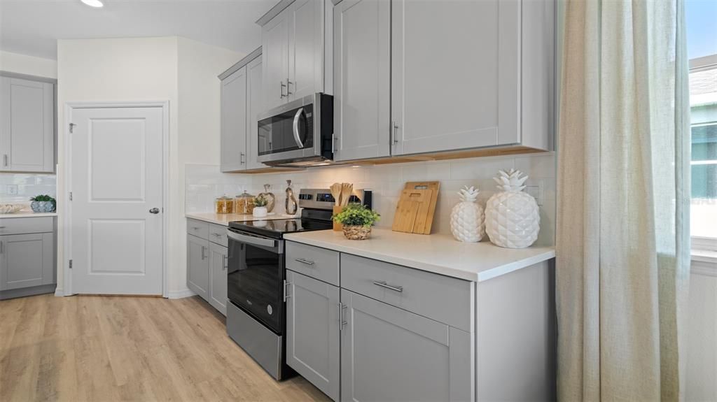 Active With Contract: $374,990 (4 beds, 2 baths, 2034 Square Feet)