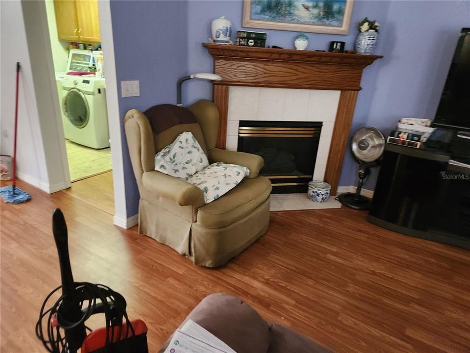 待售: $315,000 (3 贝兹, 2 浴室, 1970 平方英尺)