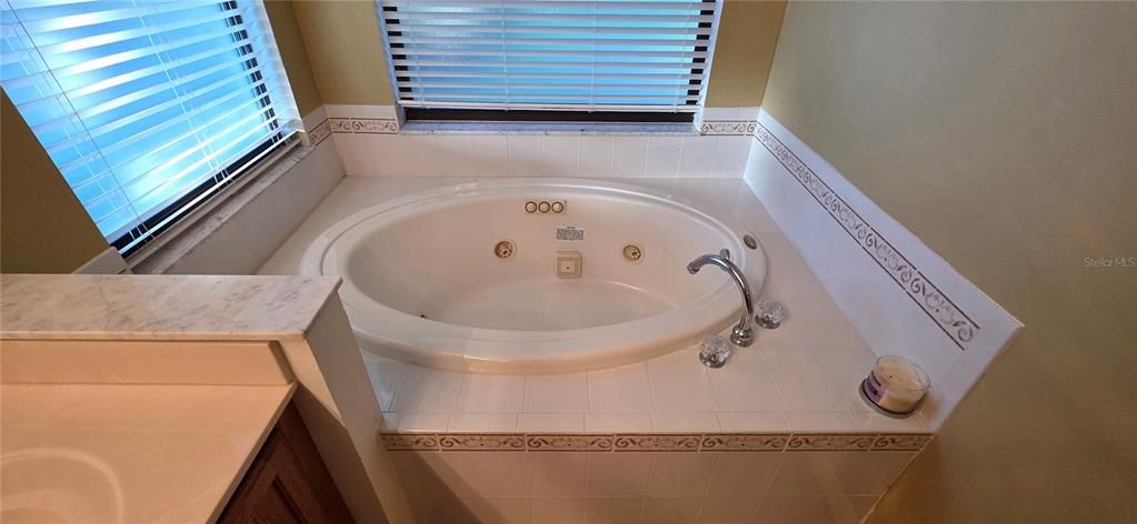 待售: $315,000 (3 贝兹, 2 浴室, 1970 平方英尺)