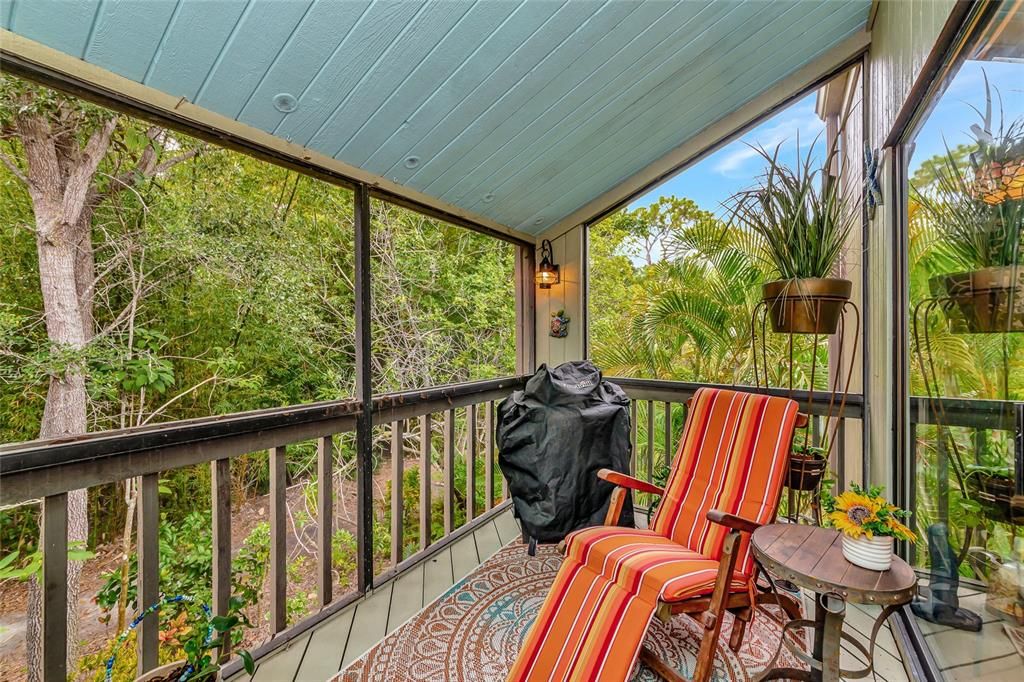 На продажу: $269,900 (2 спален, 2 ванн, 1325 Квадратных фут)