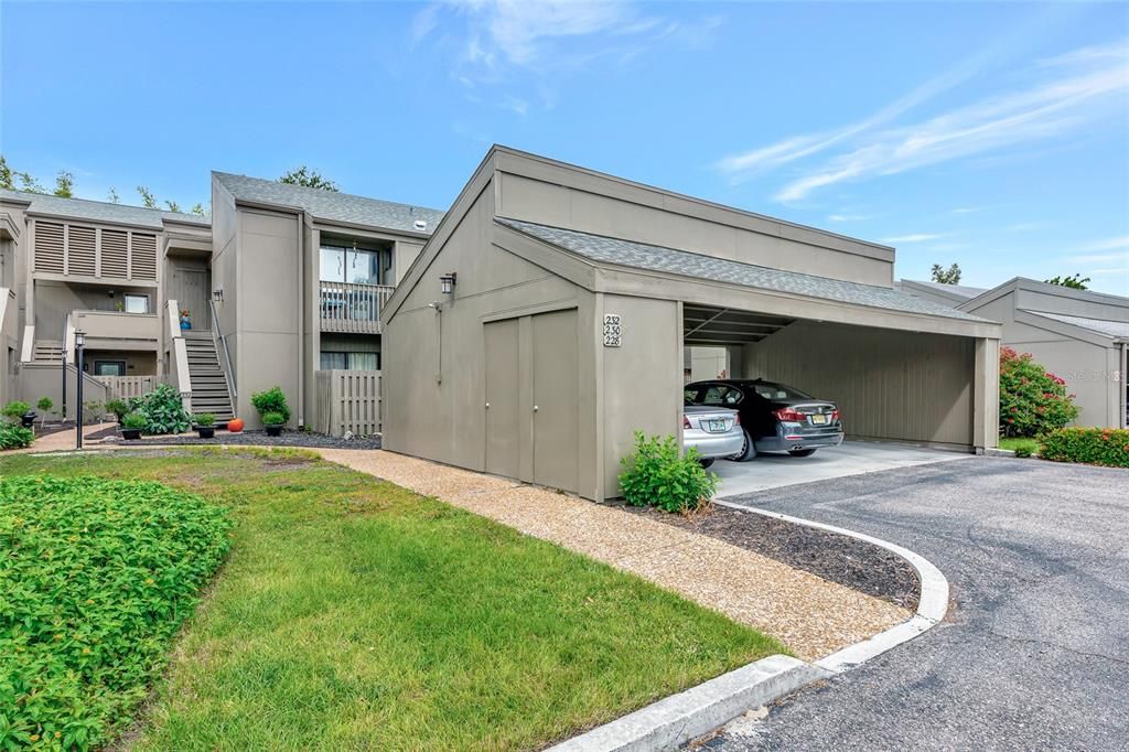 На продажу: $269,900 (2 спален, 2 ванн, 1325 Квадратных фут)