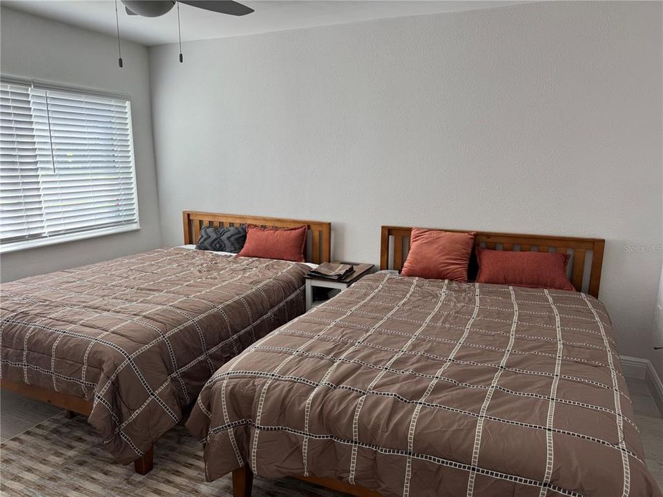 待售: $525,000 (2 贝兹, 2 浴室, 1410 平方英尺)