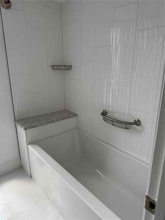 待售: $525,000 (2 贝兹, 2 浴室, 1410 平方英尺)