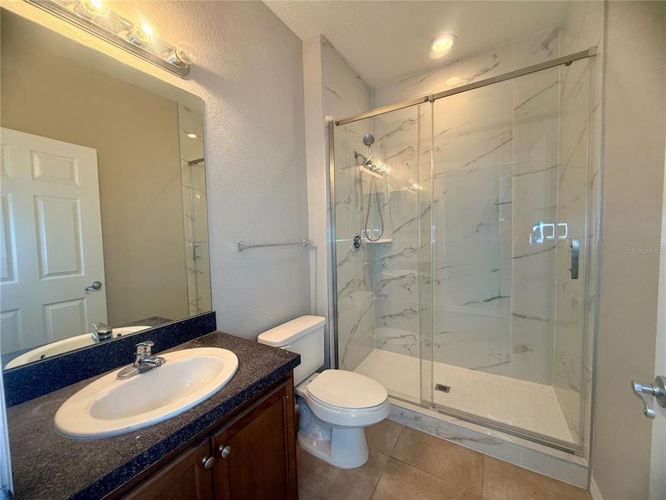 出租: $2,150 (2 贝兹, 2 浴室, 1250 平方英尺)