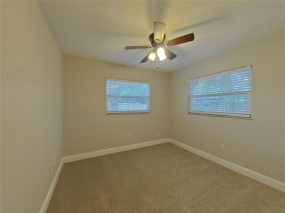 For Rent: $2,179 (4 beds, 2 baths, 1629 Square Feet)